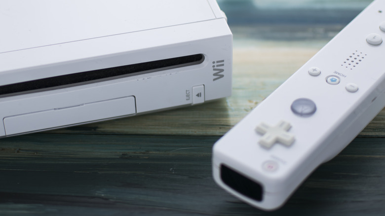 Nintento Wii and WiiMote