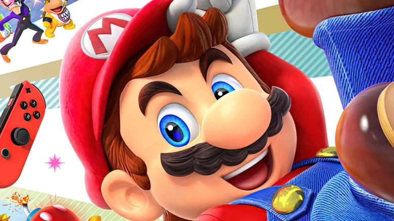 Mario smiling as he falls