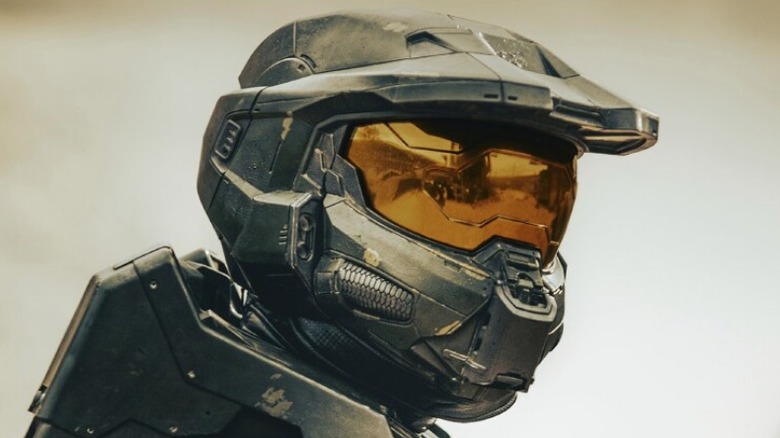Master Chief looking right